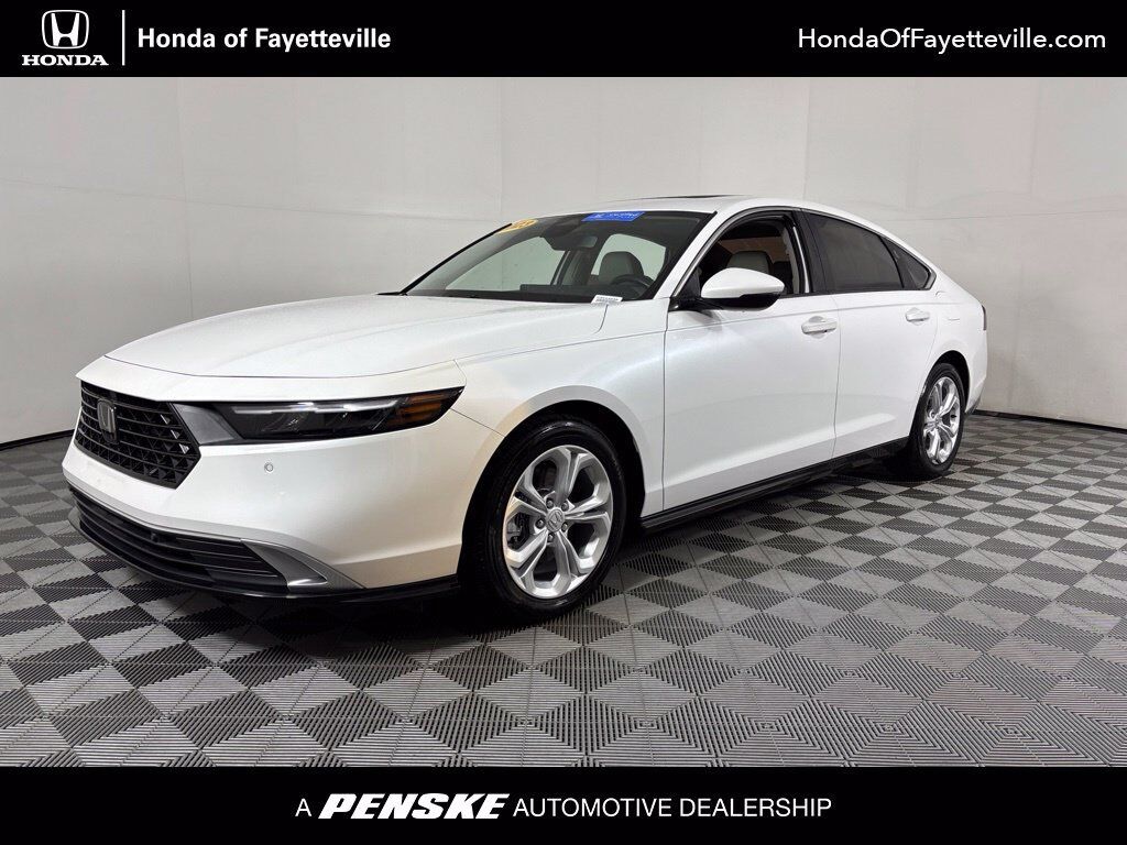 2023 Honda Accord Hybrid HYBRID TRG — photo 1 of 7