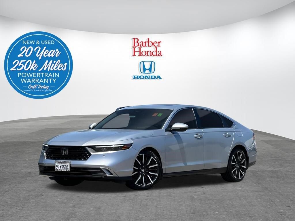2025 Honda Accord Hybrid Touring — photo 1 of 13