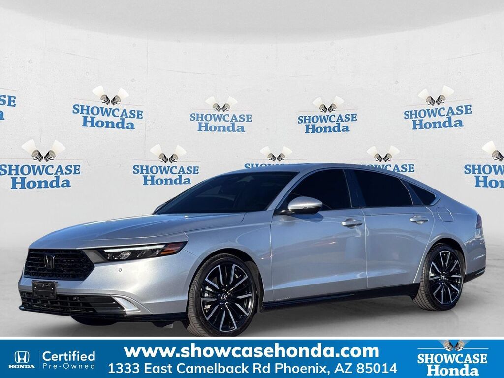2025 Honda Accord Hybrid Touring — photo 1 of 8