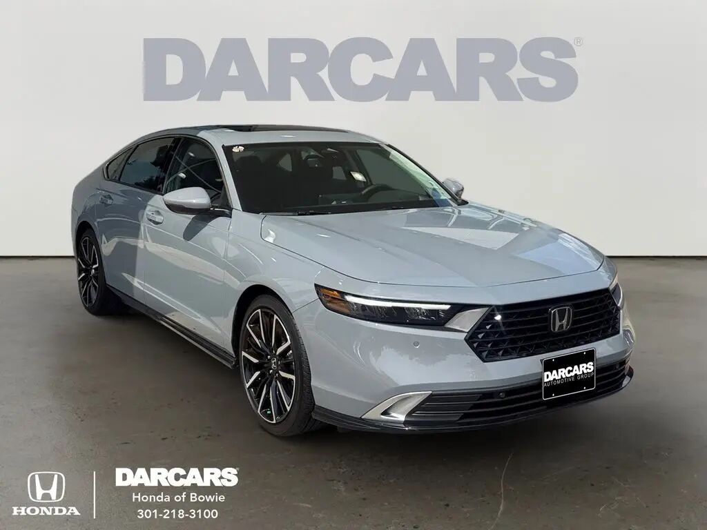 2026 Honda Accord Hybrid Touring — photo 1 of 13