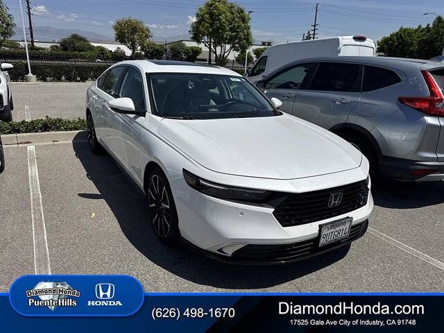 2023 Honda Accord Hybrid HYBRID TRG — photo 1 of 7