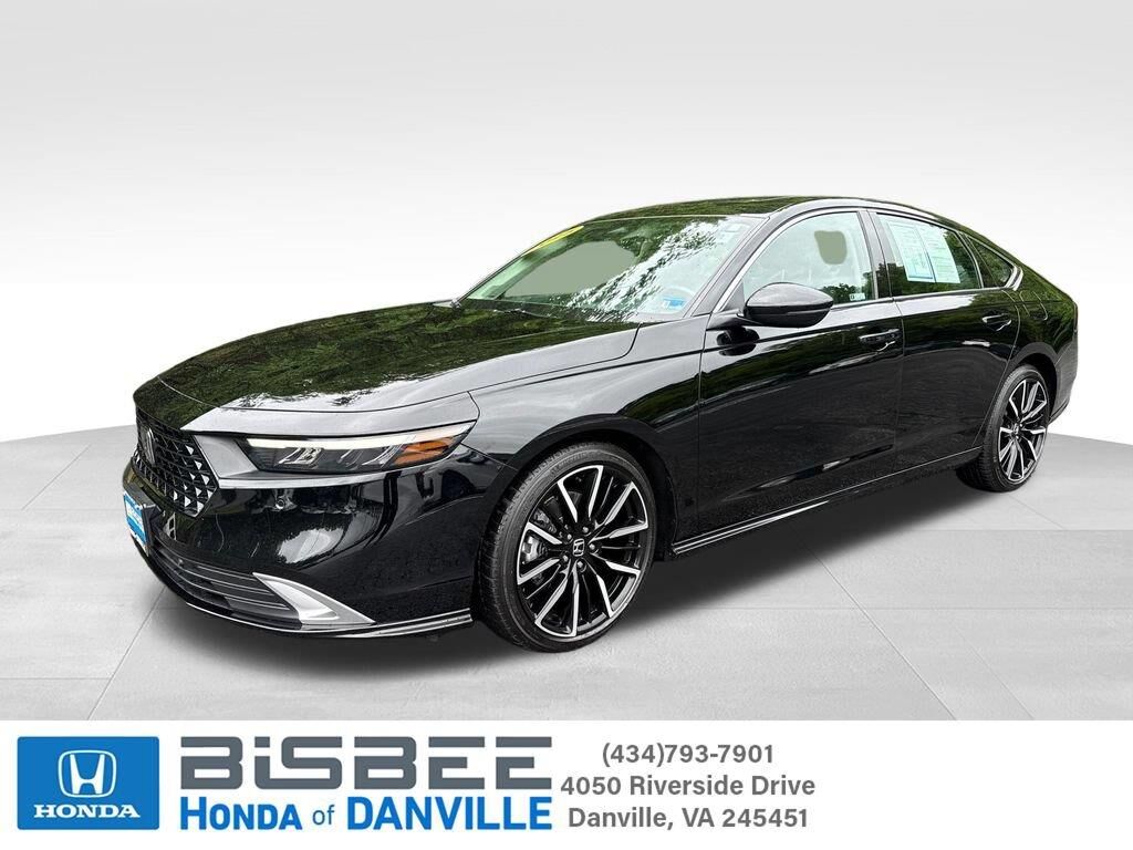 2025 Honda Accord Hybrid Touring — photo 1 of 7