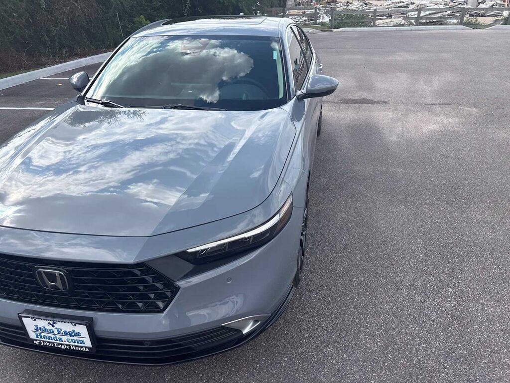 2026 Honda Accord Hybrid Touring Hybrid — photo 1 of 7