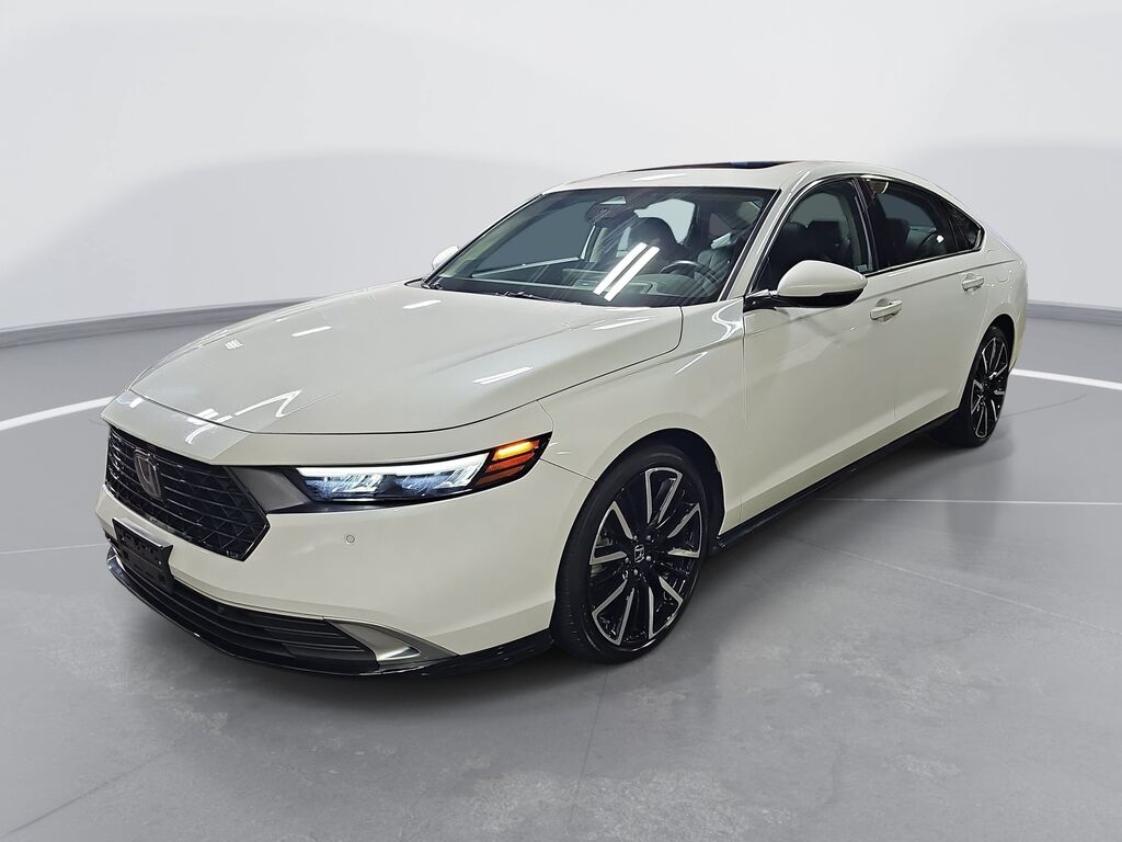 2023 Honda Accord Hybrid HYBRID TRG — photo 1 of 7
