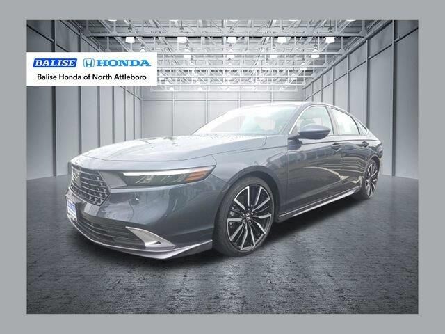 2023 Honda Accord Hybrid Touring — photo 1 of 22