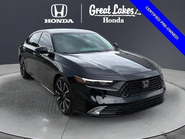 2025 Honda Accord Hybrid Touring — photo 1 of 24
