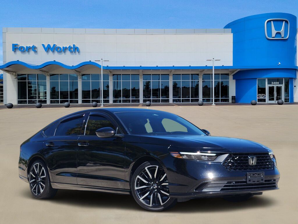 2023 Honda Accord Hybrid HYBRID TRG — photo 1 of 7