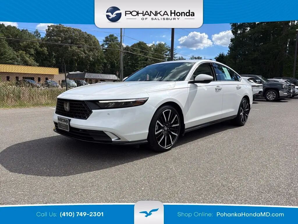 2025 Honda Accord Hybrid Touring — photo 1 of 13