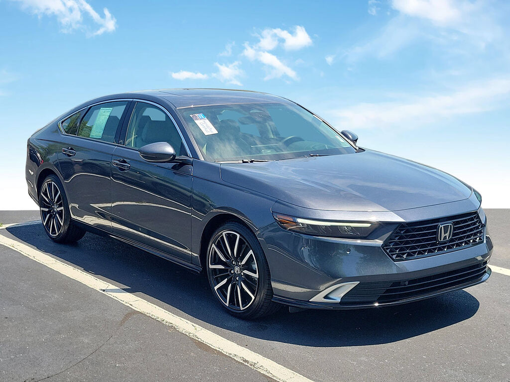 2025 Honda Accord Hybrid HYBRID TOURING — photo 1 of 7