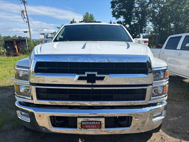 2019 Chevrolet Silverado MD LT — photo 1 of 30