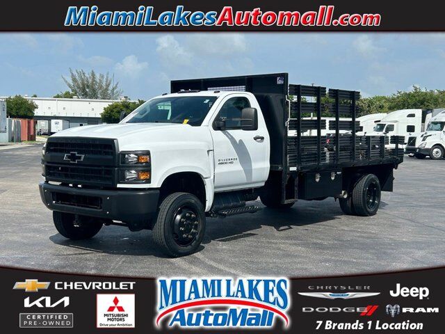2024 Chevrolet Silverado MD Work Truck — photo 1 of 13