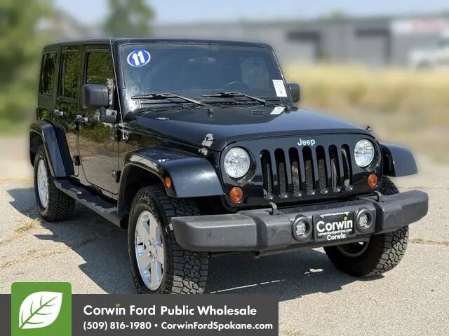 2011 Jeep Wrangler Unlimited Sahara — photo 1 of 13