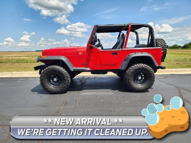 1995 Jeep Wrangler S — photo 1 of 13