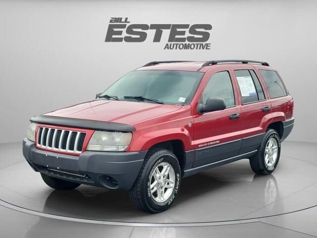 2004 Jeep Grand Cherokee Laredo — photo 1 of 40