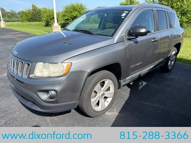 2011 Jeep Compass Sport — photo 1 of 13