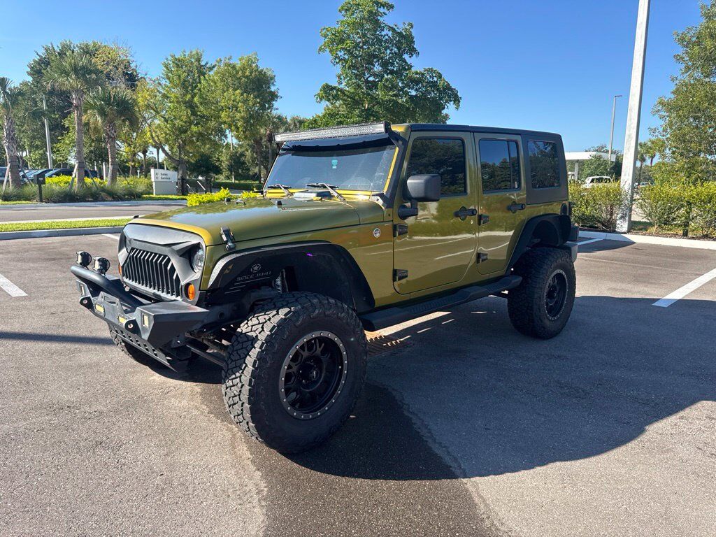 2008 Jeep Wrangler Unlimited Sahara — photo 1 of 12