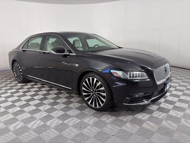 2017 Lincoln Continental Black Label