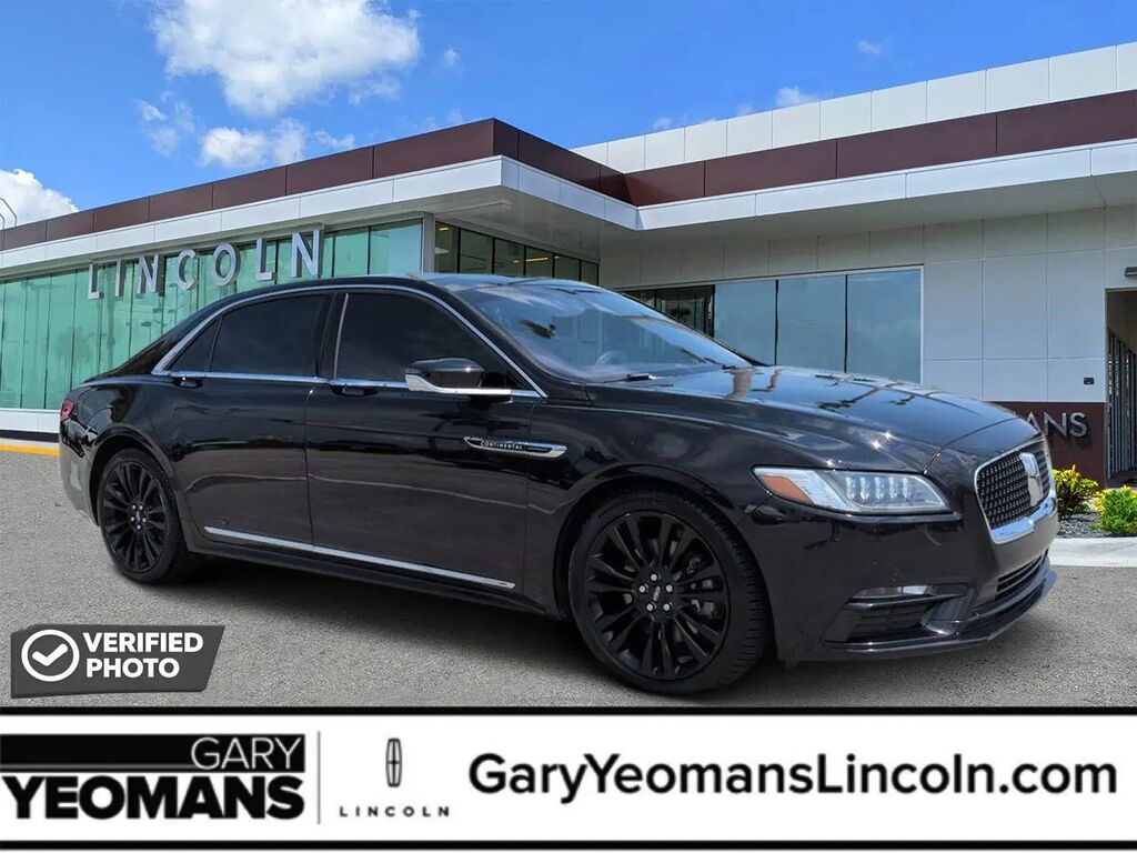 2020 Lincoln Continental Reserve — photo 1 of 111