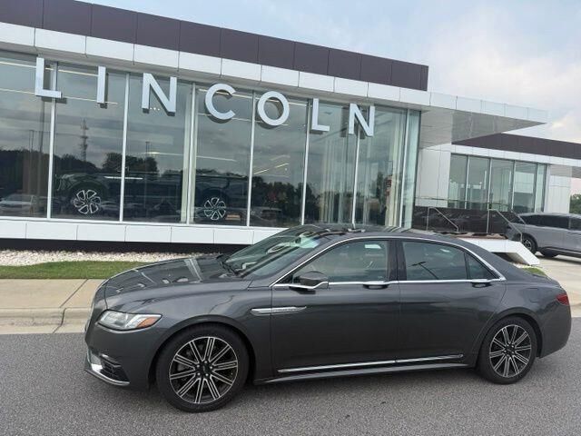 2017 Lincoln Continental Reserve