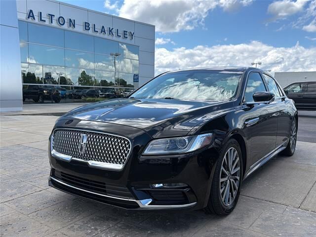2018 Lincoln Continental Select