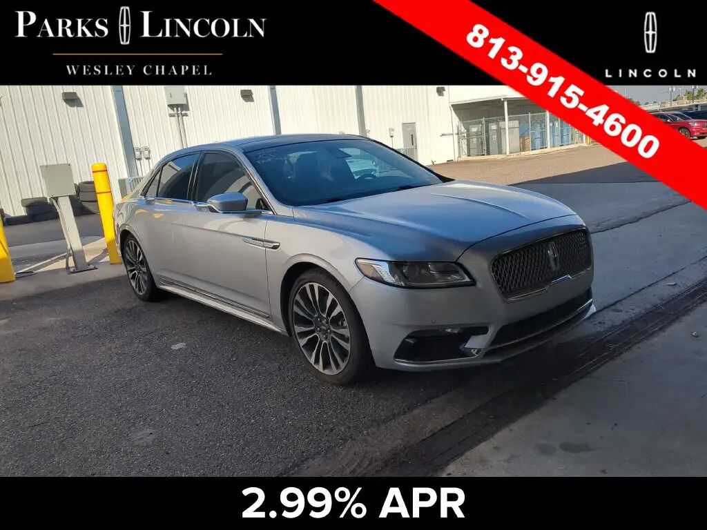 2019 Lincoln Continental Select — photo 1 of 13