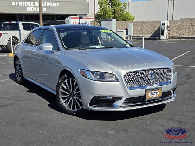 2017 Lincoln Continental Select