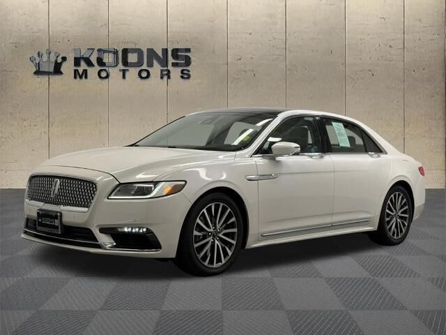 2017 Lincoln Continental Select — photo 1 of 26