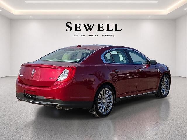 2013 Lincoln MKS Base