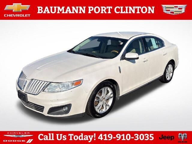 2010 Lincoln MKS Base