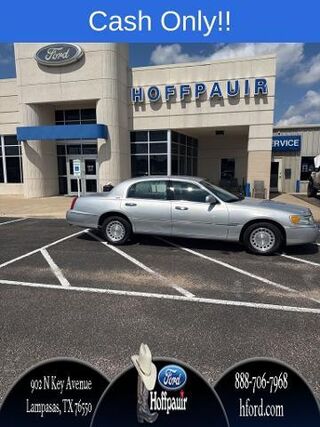 1999 Lincoln Town Car Executive