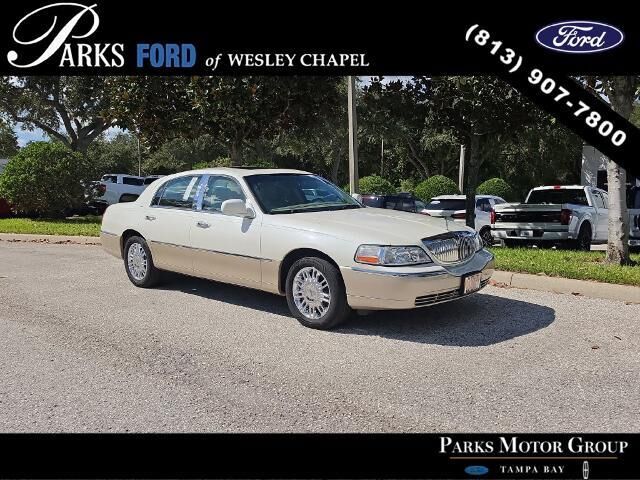 2006 Lincoln Town Car Designer Series