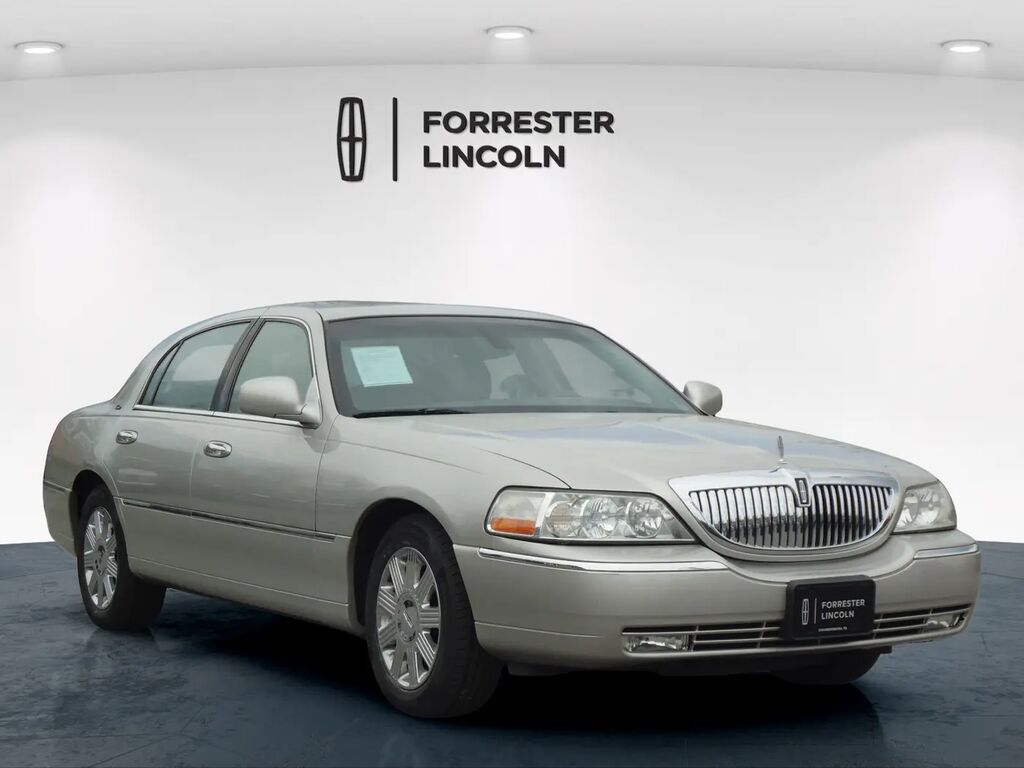 2003 Lincoln Town Car Cartier — photo 1 of 13