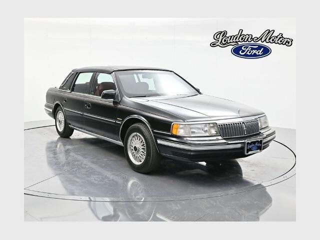 1990 Lincoln Continental Signature — photo 1 of 13