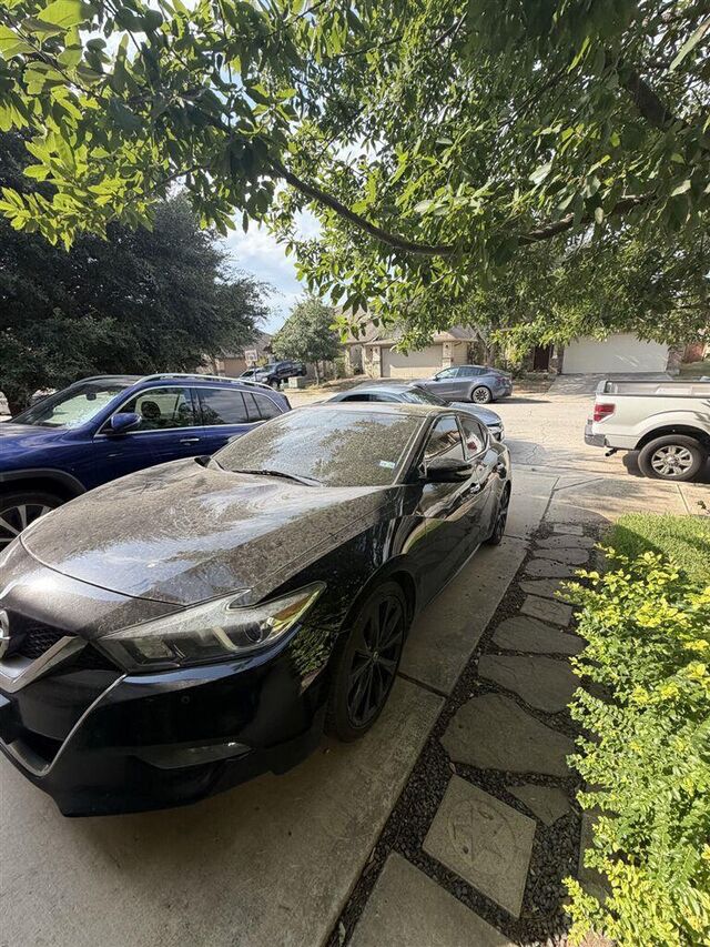2017 Nissan Maxima 3.5 SR — photo 1 of 1