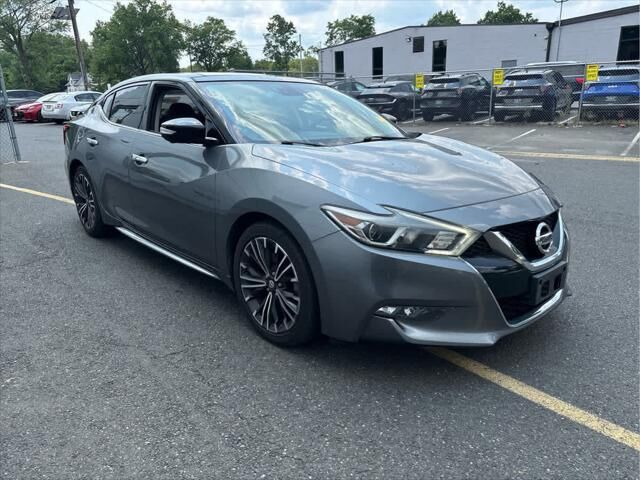 2018 Nissan Maxima Platinum — photo 1 of 2