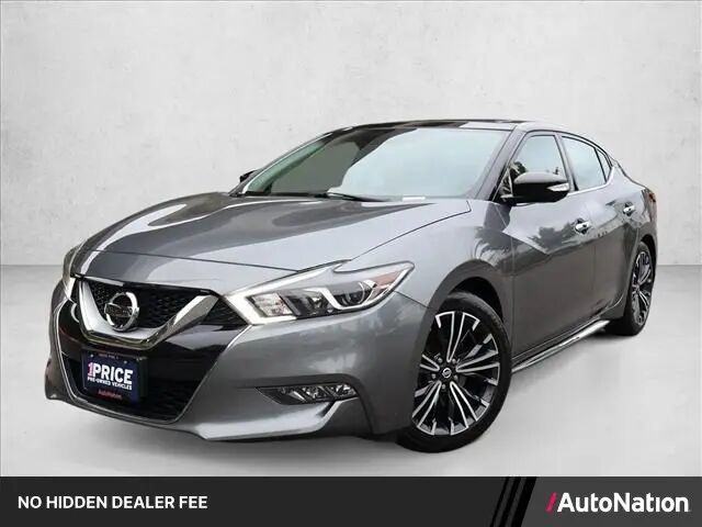 2017 Nissan Maxima Platinum — photo 1 of 13