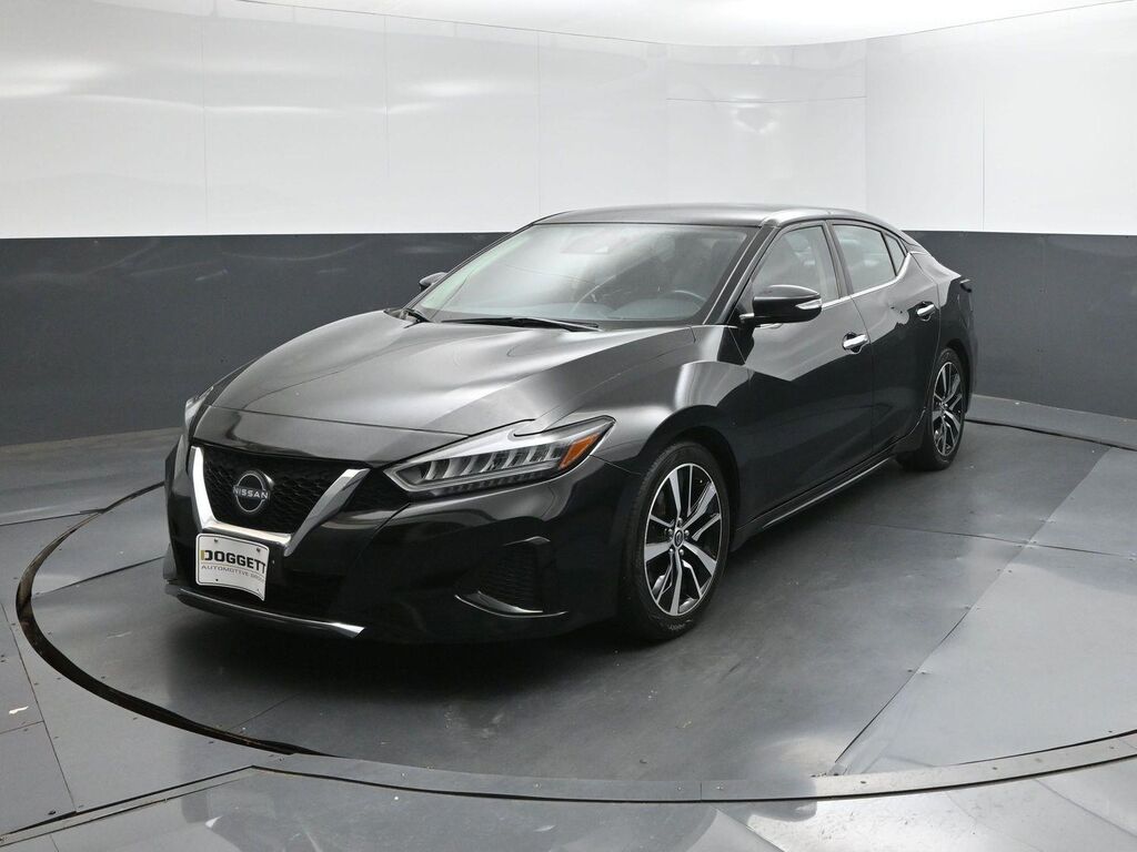 2023 Nissan Maxima 3.5 SV — photo 1 of 1