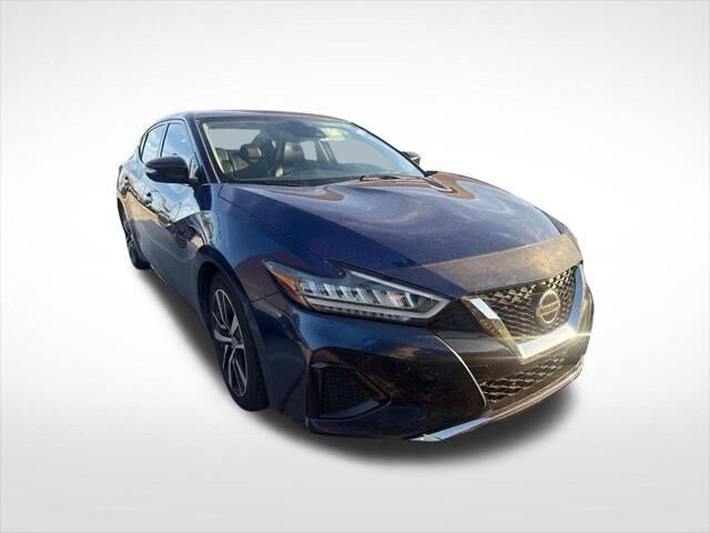 2022 Nissan Maxima 3.5 SV — photo 1 of 37