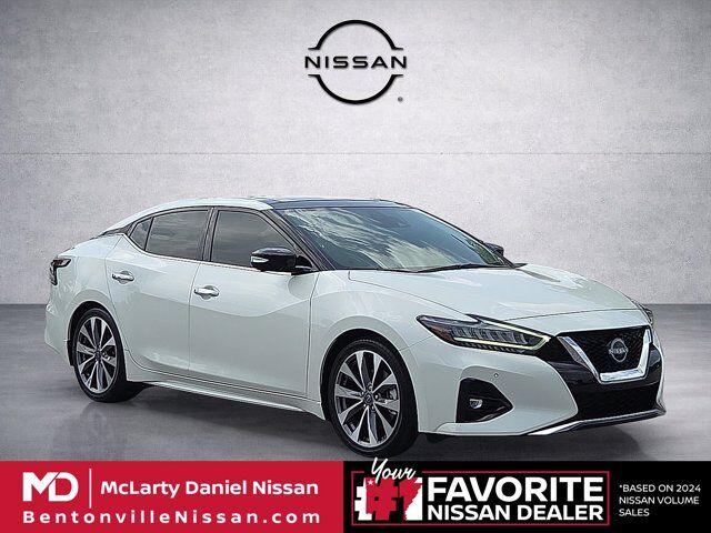 2023 Nissan Maxima Platinum — photo 1 of 13