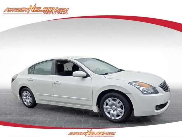 2009 Nissan Altima 2.5 S — photo 1 of 13