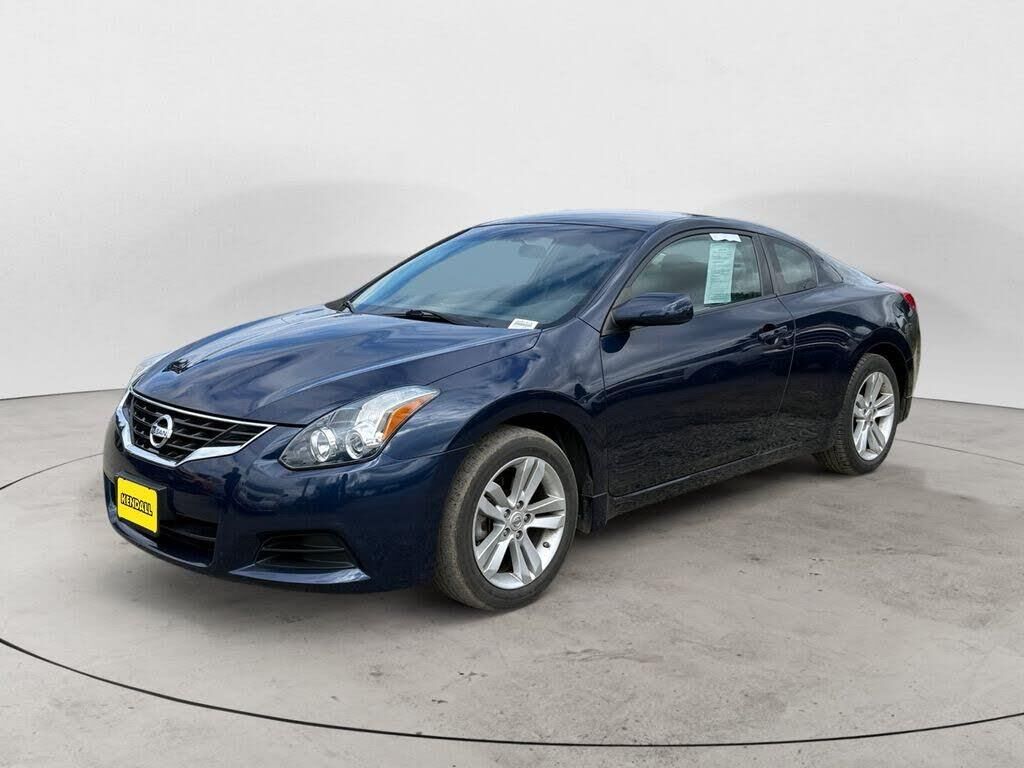 2012 Nissan Altima 2.5 S — photo 1 of 1