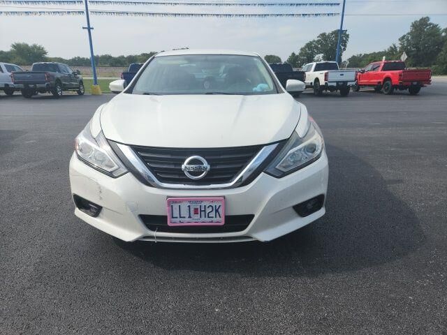 2017 Nissan Altima 2.5 SL — photo 1 of 26