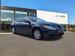 2017 Nissan Altima 2.5 S — photo 1 of 27