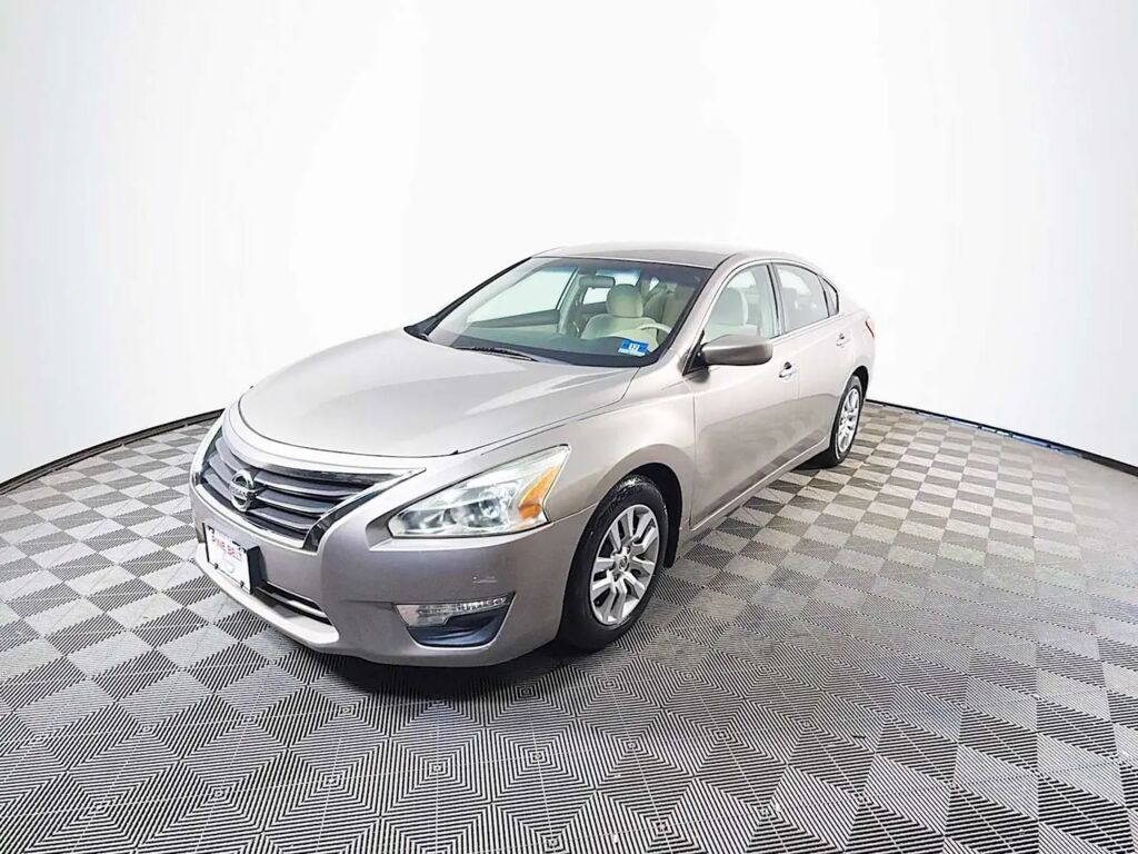 2013 Nissan Altima 2.5 SL — photo 1 of 13