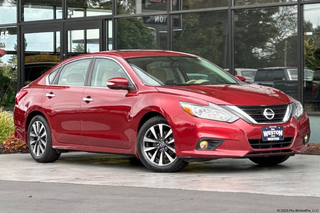 2016 Nissan Altima 2.5 SL — photo 1 of 13