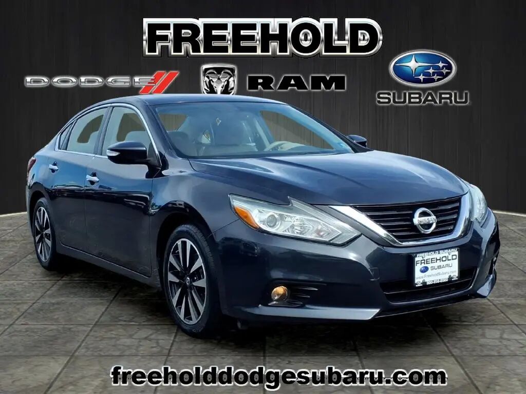 2018 Nissan Altima 2.5 SV — photo 1 of 13