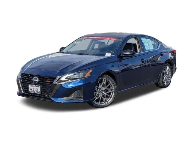 2023 Nissan Altima 2.0 SR