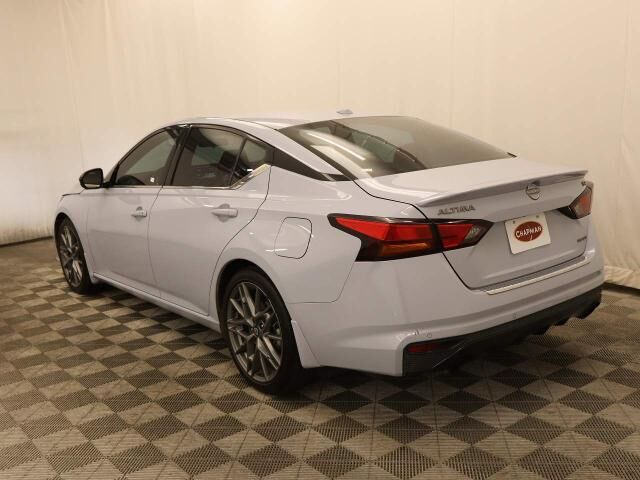 2023 Nissan Altima 2.0 SR