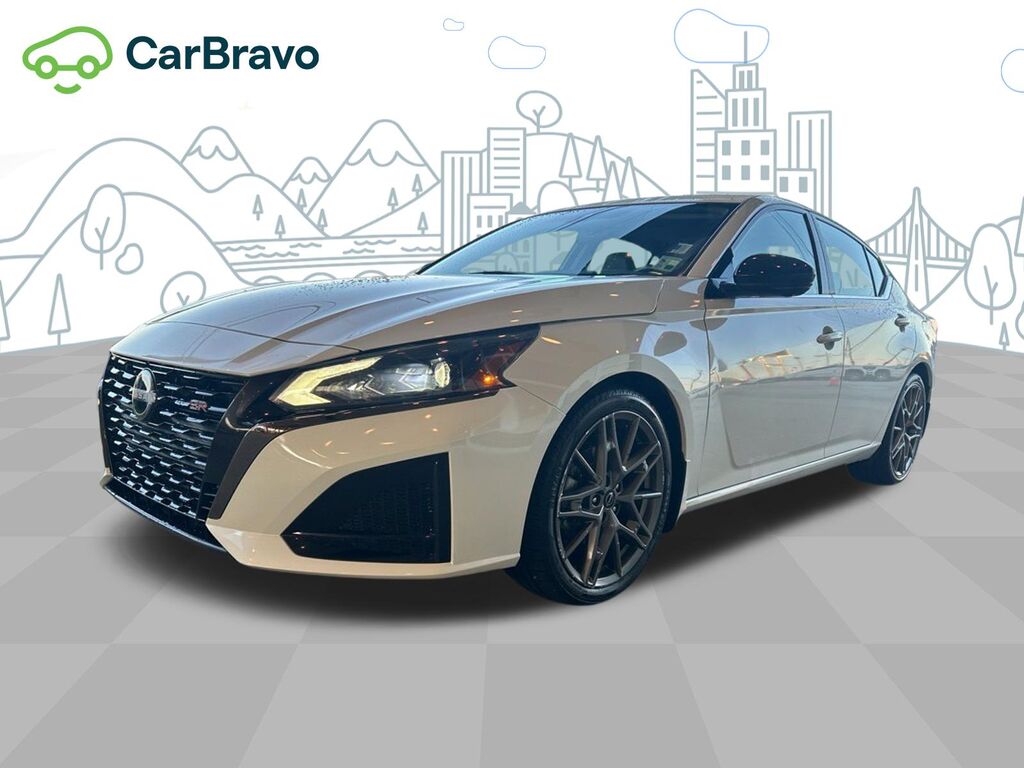 2023 Nissan Altima SR VC-Turbo FWD — photo 1 of 7