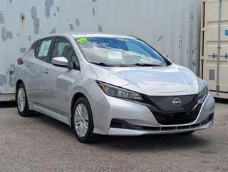 2025 Nissan LEAF S